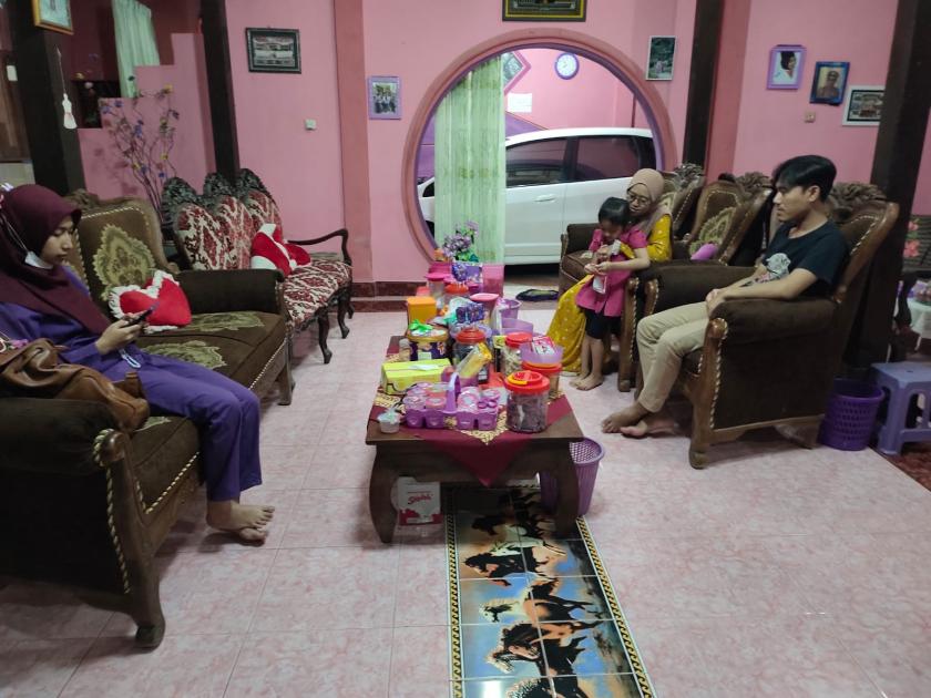 Pererat Silaturahmi, Guru MTs Negeri 3 Sleman Saling Mengunjungi di Hari Fitri