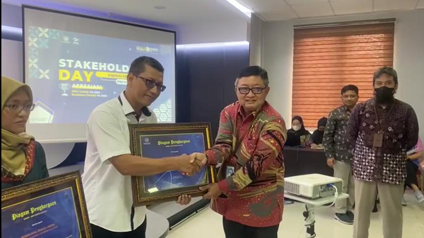 MTsN 3 Sleman Berhasil Pertahankan Predikat Bendahara Pengeluaran Terbaik