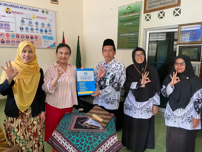 UNRIYO dan MTsN 3 Sleman Jalin MoU