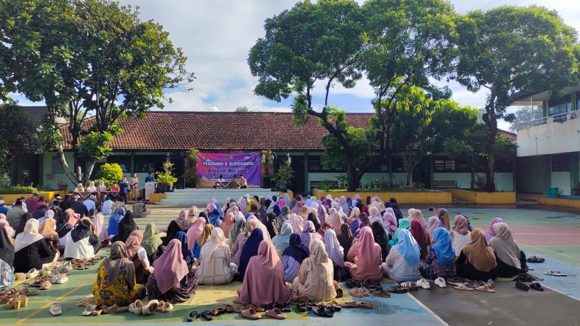 Saling Memaafkan, MTs Negeri 3 Sleman dan POT Gelar Pengajian Syawalan