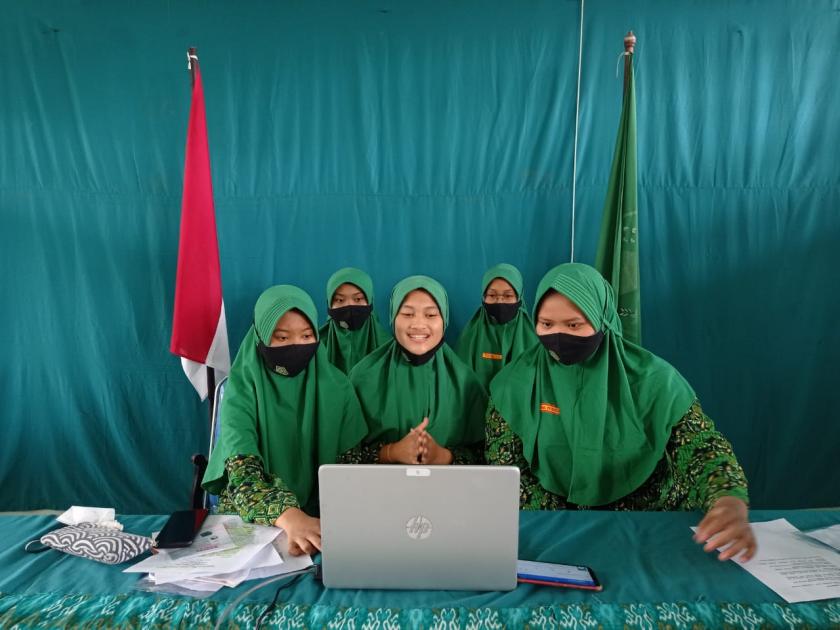 Tim Riset MTsN 3 Sleman Raih Medali Perunggu pada International Project Fair 2021 di Kazakhstan