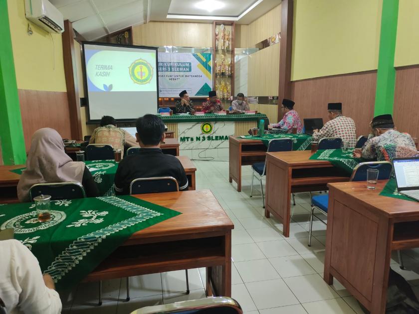 Sempurnakan Kurikulum, MTsN 3 Sleman Gelar Uji Publik