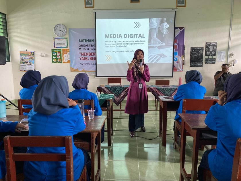 Gelar LDK, MTs Negeri 3 Sleman Bekali Siswa agar Cerdas Bermedia Sosial
