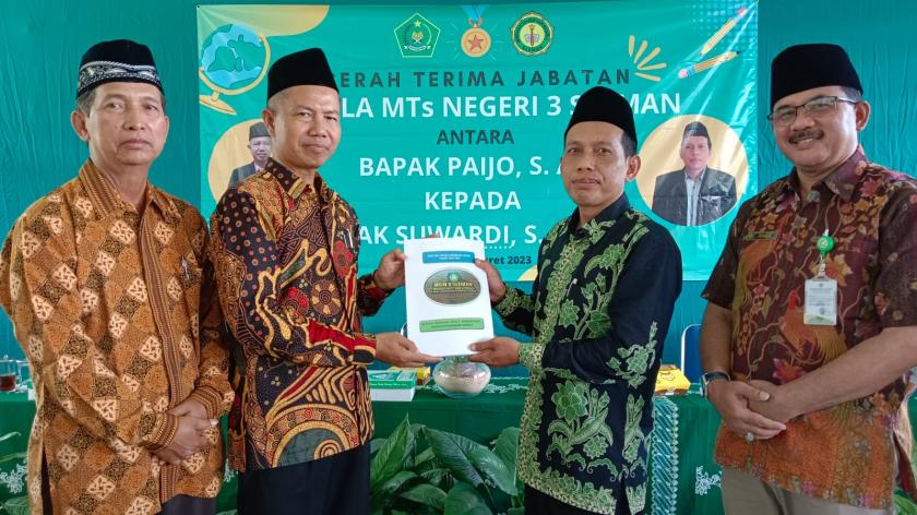 MTs Negeri 3 Sleman Gelar Serah Terima Jabatan Kepala Madrasah