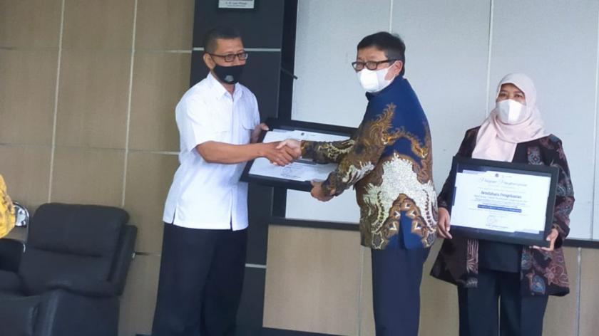 Ukir Prestasi, MTsN 3 Sleman Raih Penghargaan Bendahara Terbaik