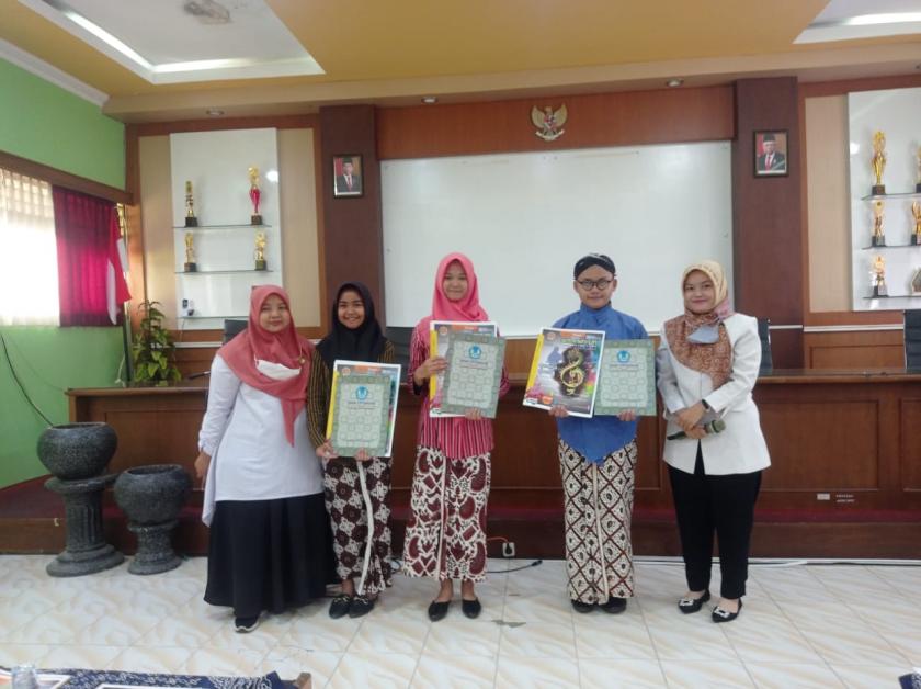 MTs Negeri 3 Sleman Rebut Juara 2 pada Ajang Lomba Geguritan