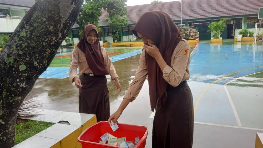 Pertebal Iman Perkuat Akhlak, Bulan Ramadhan MTsN 3 Sleman Gencar Berinfaq