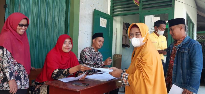 Tangis Bahagia: Buah Hati Lolos Seleksi PPDB Jalur Prestasi  MTsN 3 Sleman