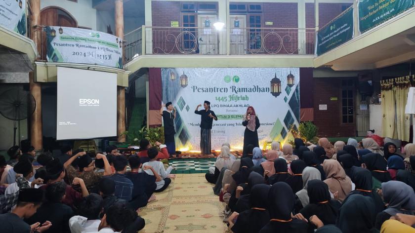 Materi Keagamaan Warnai Pesantren Ramadan Hari Pertama