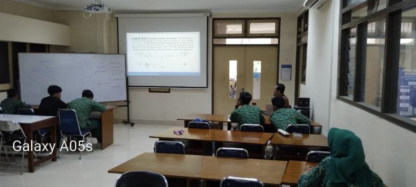 Siap  Hadapi Olimpiade Sains, Siswa MTs N 3 Sleman Ikuti Bimbingan di UNY