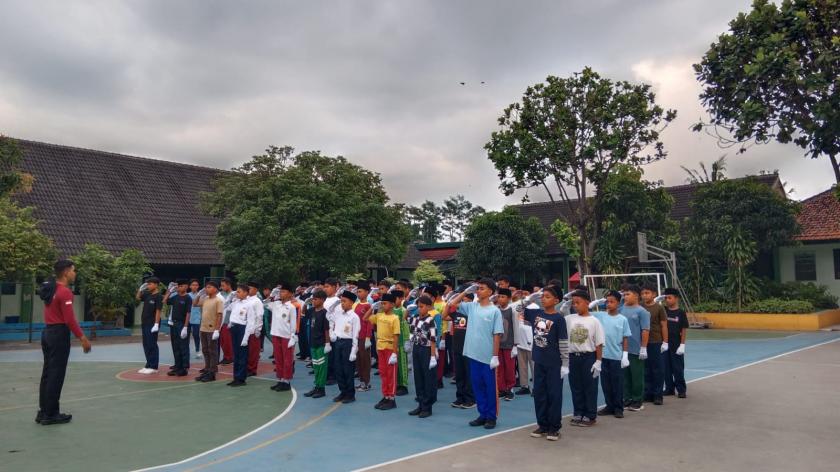 Gembleng Disiplin dan Jiwa Kepemimpinan, Latihan Tonti MTs Negeri 3 Sleman Bakar Semangat Murid Baru