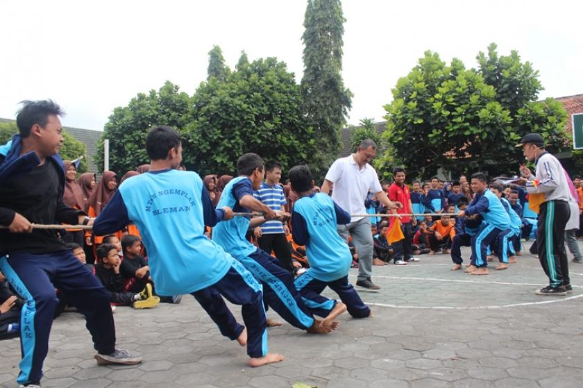 Kemeriahan Peringatan HUT RI ke 71 di MTsN Ngemplak