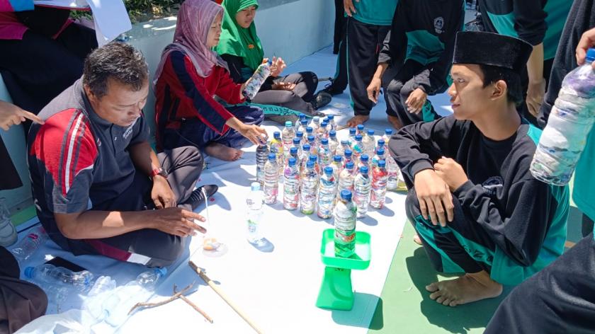 Kurangi Pencemaran Lingkungan, MTs Negeri 3 Sleman Membuat Ecobrick