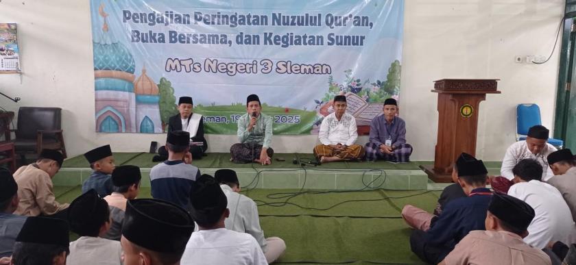 MTs Negeri 3 Sleman Gelar Acara Pengajian dan Bukber Bersama